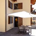 Feriehus Casa Sina -la Nel Borgo