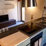 Casa Sina -la Nel Borgo * מאסינו ויסקונטי