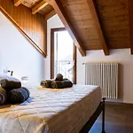 Casa Sina -la Nel Borgo * Massino Visconti