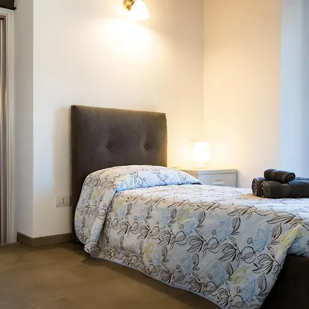 Feriehus Casa Sina -la Nel Borgo *