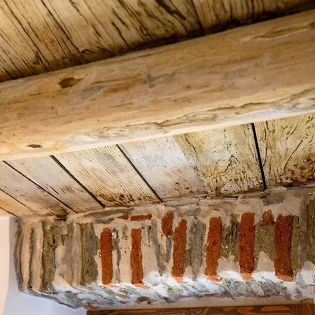 Casa Sina -la Nel Borgo Hébergement de vacances