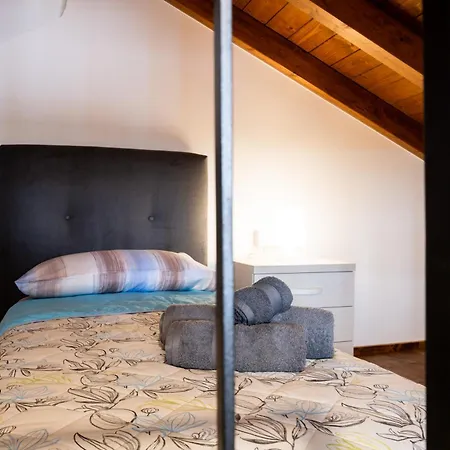 Feriehus Casa Sina -la Nel Borgo