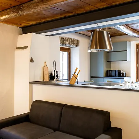 Casa Sina -la Nel Borgo Holiday home *